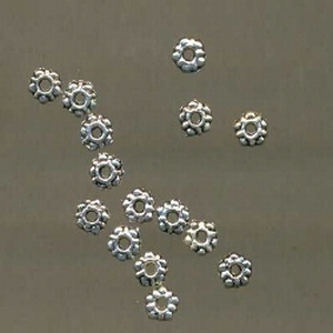 Metaalkraal spacer Antiek Zilver plat bloem 5 mm